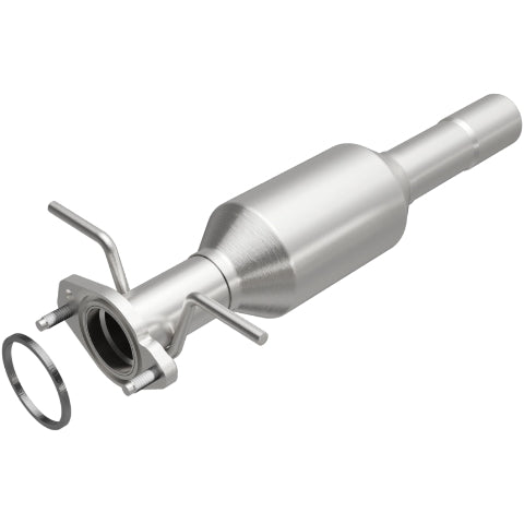MagnaFlow direct-fit catalytic converter fits 06 Ford Focus ZX3 2.0/2.3L 2 inch inlet/outlet stainless steel Federal EPA compliant OBDII 23972