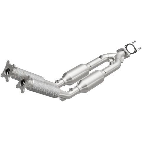MagnaFlow direct-fit catalytic converter fits 1999-2001 Volvo S80 stainless steel Federal EPA compliant OBDII 24156