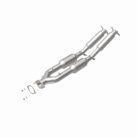 MagnaFlow direct-fit catalytic converter fits 1999-2001 Volvo S80 stainless steel Federal EPA compliant OBDII 24156