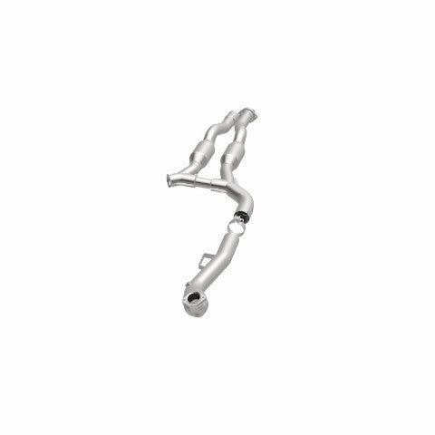 MagnaFlow direct-fit catalytic converter for 2003-2006 Mercedes driver side stainless steel CARB compliant 24334