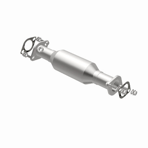 MagnaFlow direct-fit catalytic converter fits 2004-2006 Outlander 2.4L stainless steel Federal EPA compliant OBDII 24371
