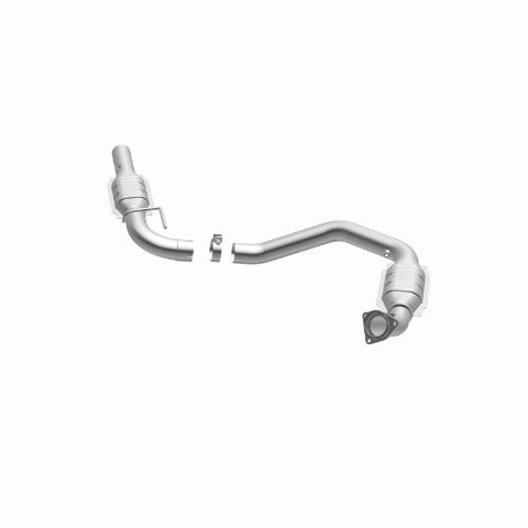 MagnaFlow direct-fit catalytic converter fits 2006-2009 Chevrolet Express 2500, Chevrolet Express 3500, and additional vehicles and 2003-2005 Express 2500 4.8L driver side 4.8L dri
