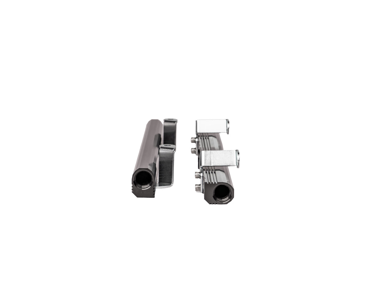 Aeromotive fuel rail kit fits 8L 14189