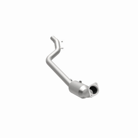 MagnaFlow direct-fit catalytic converter for 2005-2010 Chrysler stainless steel CARB compliant 26202