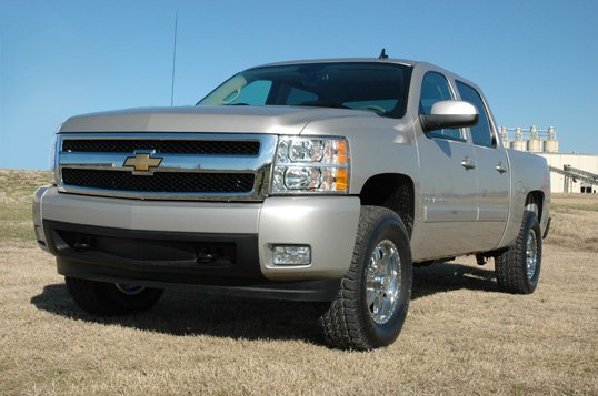 Lift kit for 2007-2013 Chevy Sierra 1500 by Rough Country