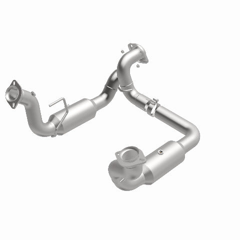 MagnaFlow direct-fit catalytic converter fits 2020-2022 Ford F-250 Super Duty and Ford F-350 Super Duty, this and / Compliant stainless steel CARB compliant OBDII 280246