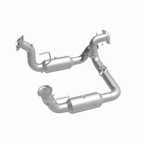 MagnaFlow direct-fit catalytic converter fits 2020-2022 Ford F-250 Super Duty and Ford F-350 Super Duty, this and / Compliant stainless steel CARB compliant OBDII 280246