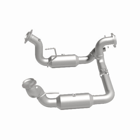 MagnaFlow direct-fit catalytic converter fits 2020-2022 Ford F-250 Super Duty and Ford F-350 Super Duty, this and / Compliant stainless steel CARB compliant OBDII 280246