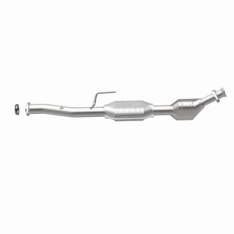 MagnaFlow direct-fit catalytic converter for 1998-2000 Ford 2.5 inch inlet/outlet stainless steel CARB compliant 441117