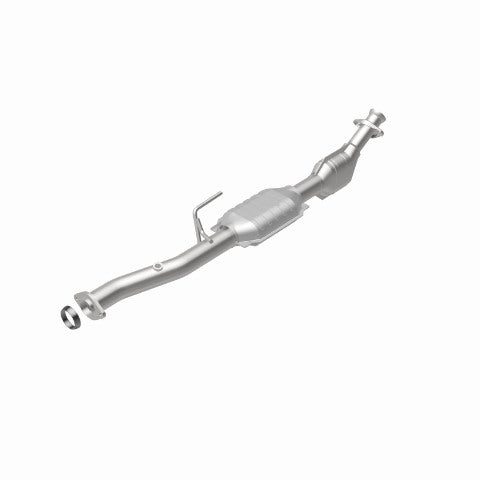 MagnaFlow direct-fit catalytic converter for 1998-2000 Ford 2.5 inch inlet/outlet stainless steel CARB compliant 441117