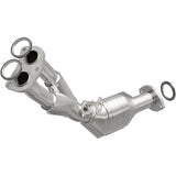 MagnaFlow direct-fit catalytic converter for 2001-2004 Toyota Tacoma 2.7L stainless steel CARB compliant 447184