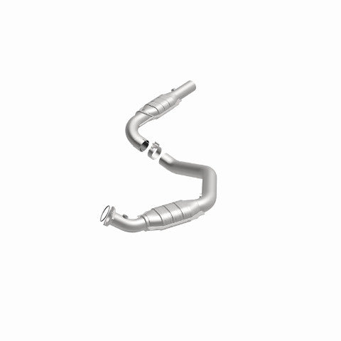 MagnaFlow direct-fit catalytic converter fits 2003-2005 Chevrolet Express 3500, Chevrolet Express 2500, and additional vehicles and 2003-2009 GM 2500/3500 driver side driver side s