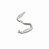 MagnaFlow direct-fit catalytic converter fits 2003-2005 Chevrolet Express 3500, Chevrolet Express 2500, and additional vehicles and 2003-2009 GM 2500/3500 driver side driver side s