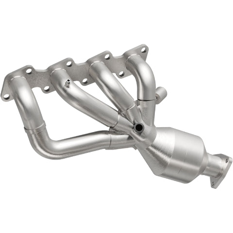 MagnaFlow direct-fit catalytic converter for 1998-1999 Nissan Frontier 2.4L stainless steel CARB compliant 452028
