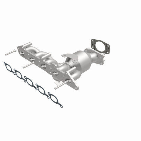 MagnaFlow direct-fit catalytic converter fits 2001-2005 Volvo S60 2.4L stainless steel CARB compliant 452425