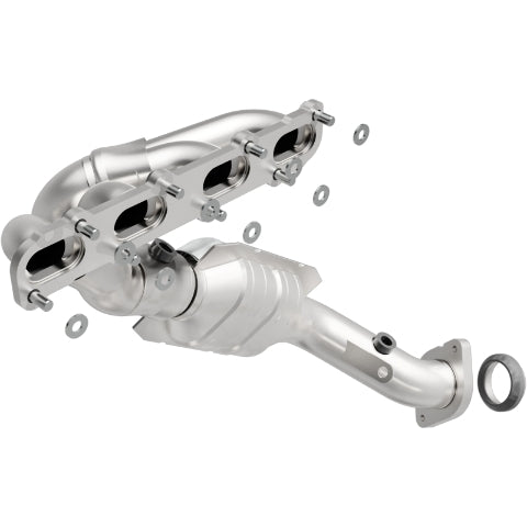 MagnaFlow direct-fit catalytic converter for 2004-2006 Cadillac 4.6L passenger side stainless steel CARB compliant 452785