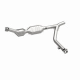 01 Ford Trucks 5.4L Direct-Fit Catalytic Converter 458033 Magnaflow
