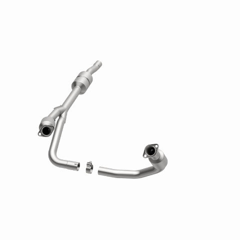 MagnaFlow direct-fit catalytic converter for 2002-2003 Ram 4.7L stainless steel CARB compliant 458070