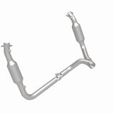 MagnaFlow direct-fit catalytic converter fits 2006 Dodge Ram 1500 5.7L and Fits 2006 Dodge Ram 1500 Compliant stainless steel CARB compliant