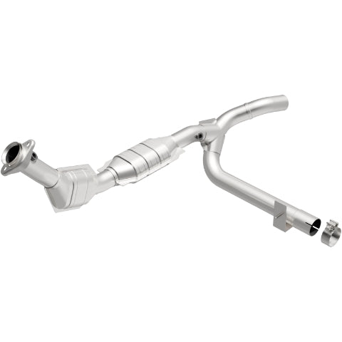 MagnaFlow direct-fit catalytic converter for 2000-2003 Ford F-150 5.4L stainless steel CARB compliant 49009