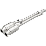 MagnaFlow direct-fit catalytic converter fits 2004-2006 Audi TT Quattro 3.2L and 2004 Volkswagen R32 3.2L stainless steel CARB compliant OBDII 49013