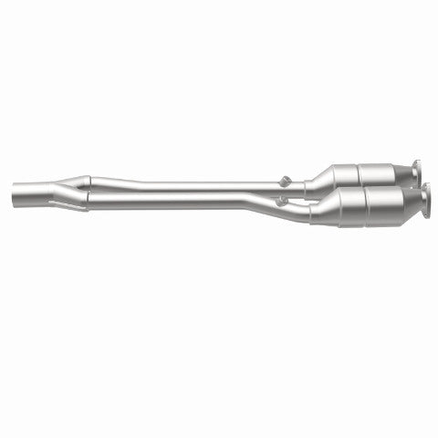 MagnaFlow direct-fit catalytic converter fits 2004-2006 Audi TT Quattro 3.2L and 2004 Volkswagen R32 3.2L stainless steel CARB compliant OBDII 49013