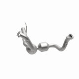 MagnaFlow direct-fit catalytic converter for 2002-2004 Jeep Grand Cherokee 4.7L stainless steel CARB compliant OBDII 49070