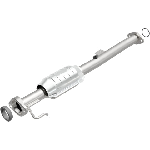 MagnaFlow direct-fit catalytic converter fits 1999-2003 Chevrolet Tracker and Suzuki Vitara, this and 1999-2002 Vitara 1.6/2 1.6 inch inlet/outlet stainless steel CARB compliant OB