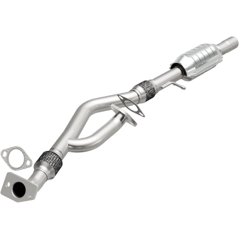 MagnaFlow direct-fit catalytic converter for 2001-2004 Hyundai Santa Fe stainless steel CARB compliant OBDII 49130