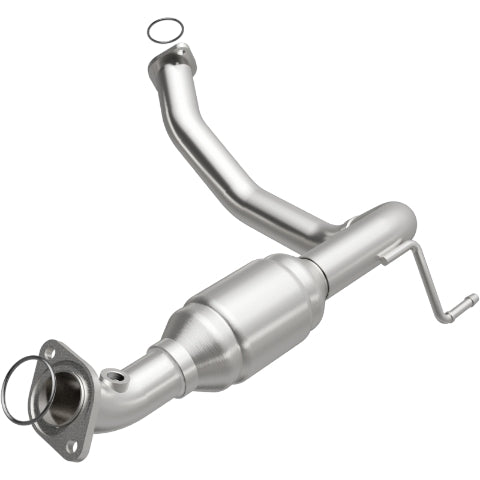 MagnaFlow direct-fit catalytic converter fits 2003-2009 Toyota 4Runner and 2007-2009 Toyota FJ Cruiser, this and 2005-2007 4-Run/FJ driver side rr driver side stainless steel CARB 