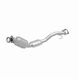 MagnaFlow direct-fit catalytic converter fits 2008-2009 Chevrolet Trailblazer, GMC Envoy, and additional vehicles. Avoid potential exhaust leaks by using the included gaskets to ge