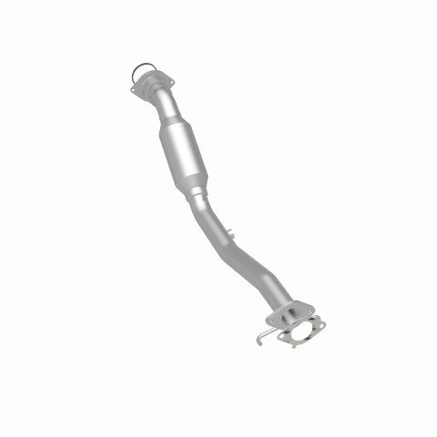 MagnaFlow direct-fit catalytic converter fits 2004-2008 Pontiac Grand Prix, 2005-2009 Buick LaCrosse, and additional vehicles. Avoid potential exhaust leaks by using the included g