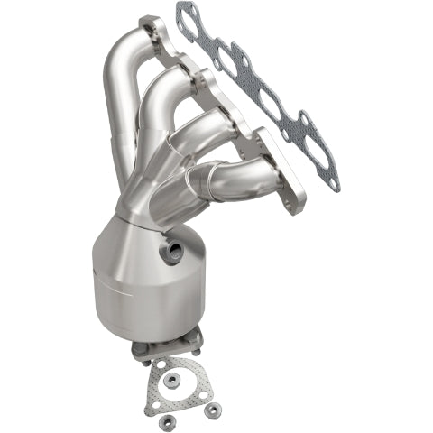 MagnaFlow direct-fit catalytic converter for 2000-2003 Kia 1.5L stainless steel CARB compliant OBDII 49272