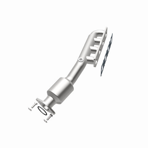 MagnaFlow direct-fit catalytic converter fits 2004-2015 Nissan Titan, 2005-2015 Nissan Armada, and more, this and 07 Titan 5.6L driver side manif 5.6L driver side stainless steel C