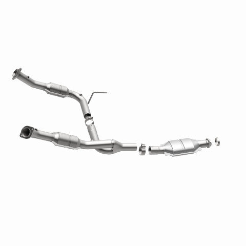 MagnaFlow direct-fit catalytic converter for 2002-2005 Ford stainless steel CARB compliant 49404