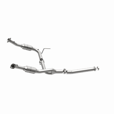 MagnaFlow direct-fit catalytic converter fits 2004-2005 Ford Explorer and Mercury Mountaineer and 05 Explorer 4.0 2/4wd 4 inch inlet/outlet stainless steel CARB compliant 49406
