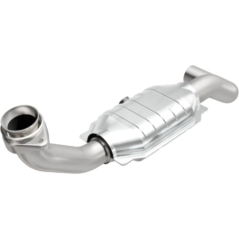 MagnaFlow direct-fit catalytic converter fits 2005-2006 Ford Expedition 5.4L and 05 Expedition driver side 5.4 driver side 5.4 inch inlet/outlet stainless steel CARB compliant OBDI