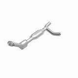 MagnaFlow direct-fit catalytic converter for 2000-2003 Ford 4.2L stainless steel CARB compliant OBDII 49426