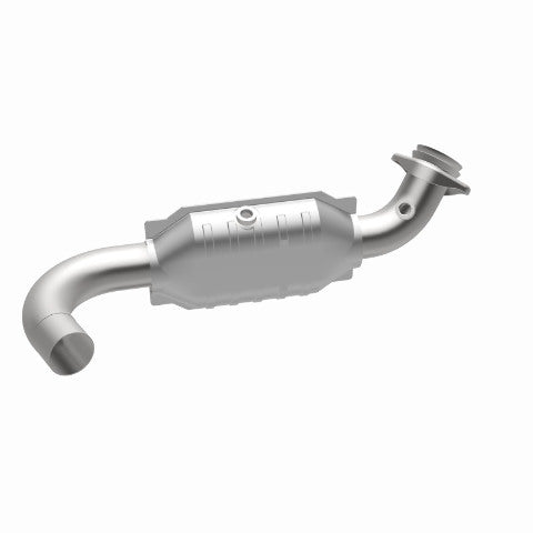 MagnaFlow direct-fit catalytic converter fits 2007-2008 Ford Expedition 5.4L and 2007-2008 Lincoln Navigator 5.4L driver side stainless steel CARB compliant OBDII 49498