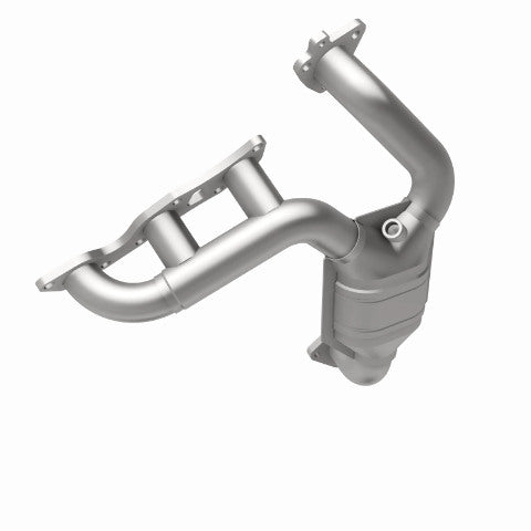 MagnaFlow direct-fit catalytic converter fits 2001 Mercury Villager 3.3L stainless steel CARB compliant 49536