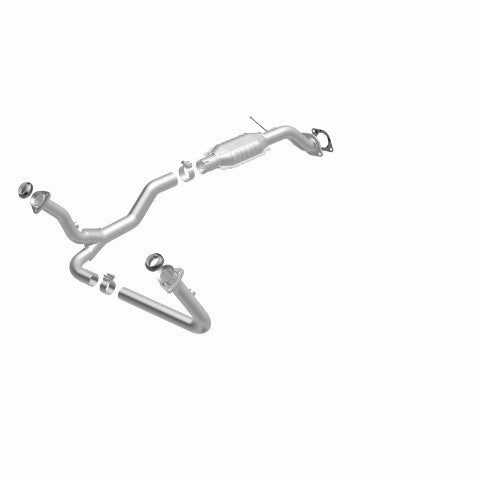 MagnaFlow direct-fit catalytic converter fits 2000-2005 Chevrolet Blazer, 2001-2004 Chevrolet GM S10, and additional vehicles and 2000-2005 GM Blazer 4WD 4.3L stainless steel CARB 