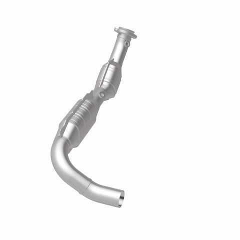 MagnaFlow direct-fit catalytic converter fits 2003-2004 Ford Expedition 4.6L and 2003-2004 Exped 4.6L driver side 4.6L driver side stainless steel CARB compliant OBDII 49605
