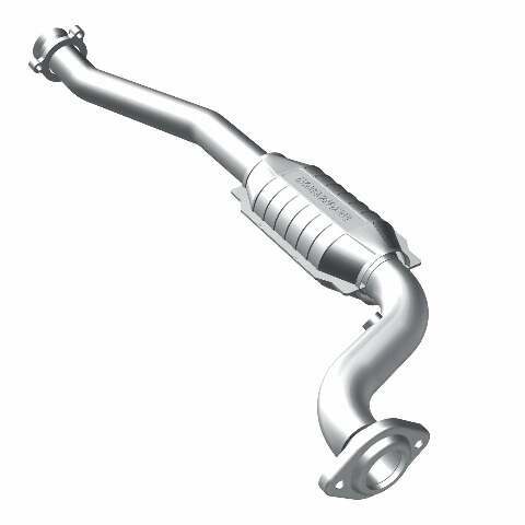 MagnaFlow direct-fit catalytic converter fits 2004-2006 Colorado 2.8/3.5 rr O 2.8 inch inlet 3.5 inch outlet stainless steel CARB compliant OBDII 49611