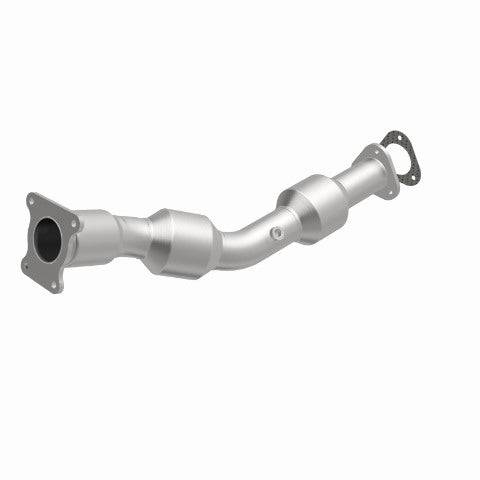 MagnaFlow direct-fit catalytic converter fits 2008-2010 Chevrolet HHR and Chevrolet Cobalt. Avoid potential exhaust leaks by using the included gaskets to get a proper seal and 08 