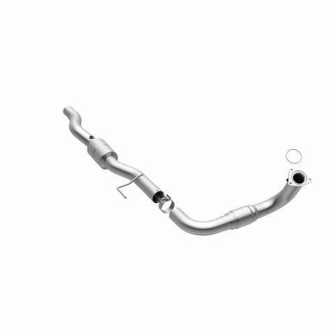 MagnaFlow direct-fit catalytic converter fits 2001-2003 Chevrolet Suburban 2500, 2002-2003 Chevrolet Avalanche 2500, and additional vehicles and 2002-2003 Avalanche 8.1 driver side