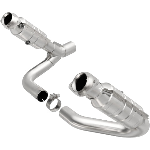 MagnaFlow direct-fit catalytic converter fits 2008 Dodge Durango and 2008 Chrysler Aspen. Hardware is included to eliminate the hassle of working with corroded factory parts. Note 
