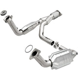 MagnaFlow direct-fit catalytic converter fits 2006-2009 Chevrolet Trailblazer, 2007-2009 GMC Envoy, and additional vehicles and 2006-2009 TB/Envoy 5.3/6.0 5.3 inch inlet/outlet sta