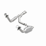 MagnaFlow direct-fit catalytic converter fits 2006-2009 Chevrolet Trailblazer, 2007-2009 GMC Envoy, and additional vehicles and 2006-2009 TB/Envoy 5.3/6.0 5.3 inch inlet/outlet sta