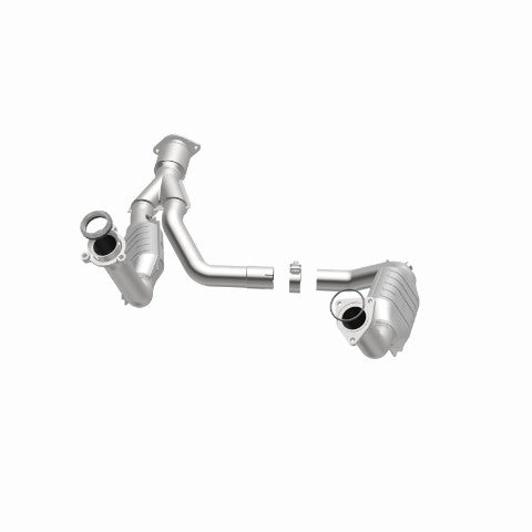 MagnaFlow direct-fit catalytic converter fits 2006-2009 Chevrolet Trailblazer, 2007-2009 GMC Envoy, and additional vehicles and 2006-2009 TB/Envoy 5.3/6.0 5.3 inch inlet/outlet sta