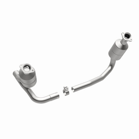 MagnaFlow direct-fit catalytic converter fits 04 Dakota 3.7/4.7 2WD 3.7 inch inlet 4.7 inch outlet stainless steel CARB compliant 49657
